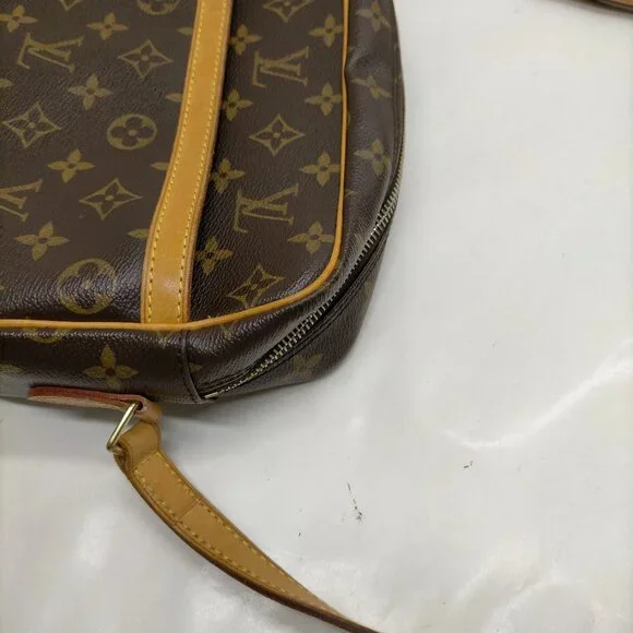 Authentic Louis Vuitton Trocadero 27 Brown Monogram Crossbody mn643-112725 - Picture 7 of 16